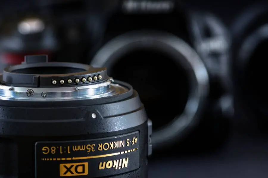 Selective focus of Nikon lens for D7500
