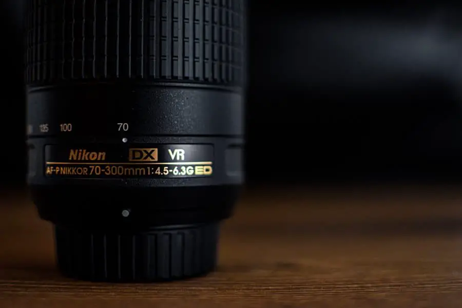 Nikon 70-300mm VR lens